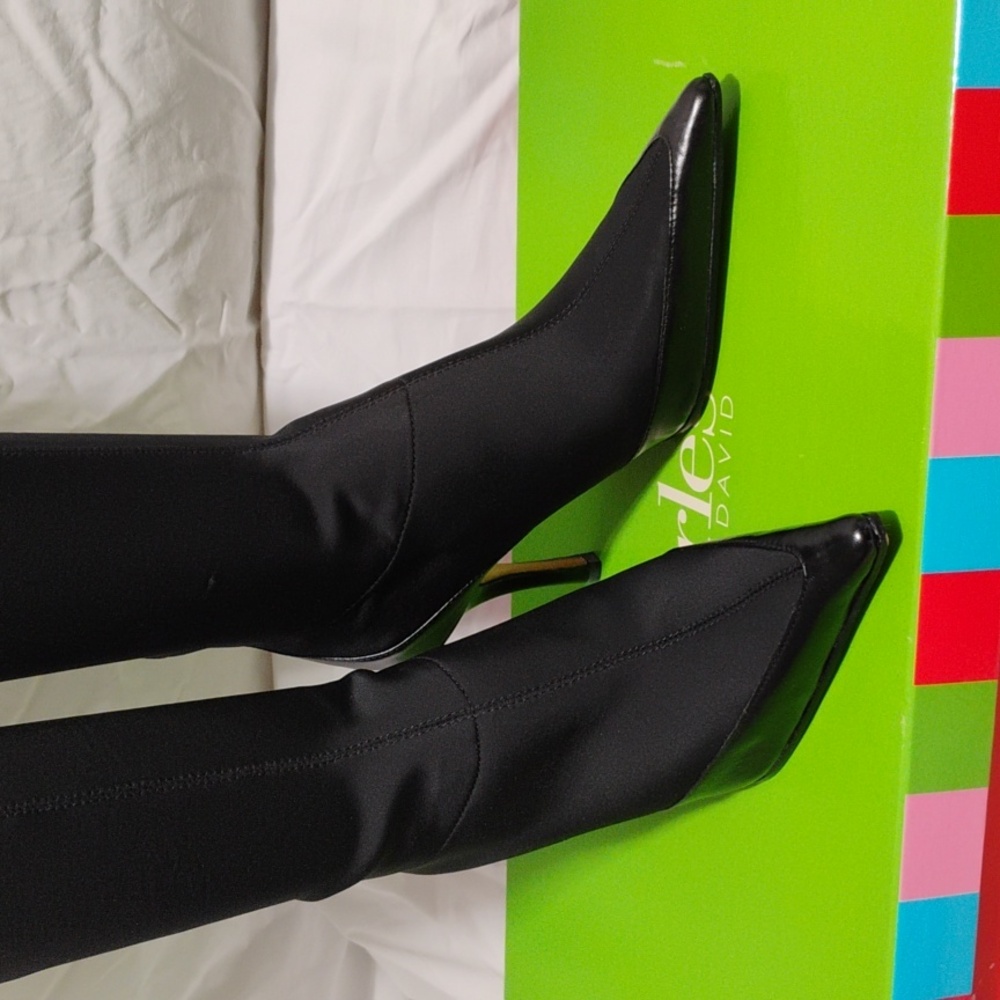 New Charles By Charles David Tall Black Stretch Boots Sz.9 W Box - Picture 2 of 15